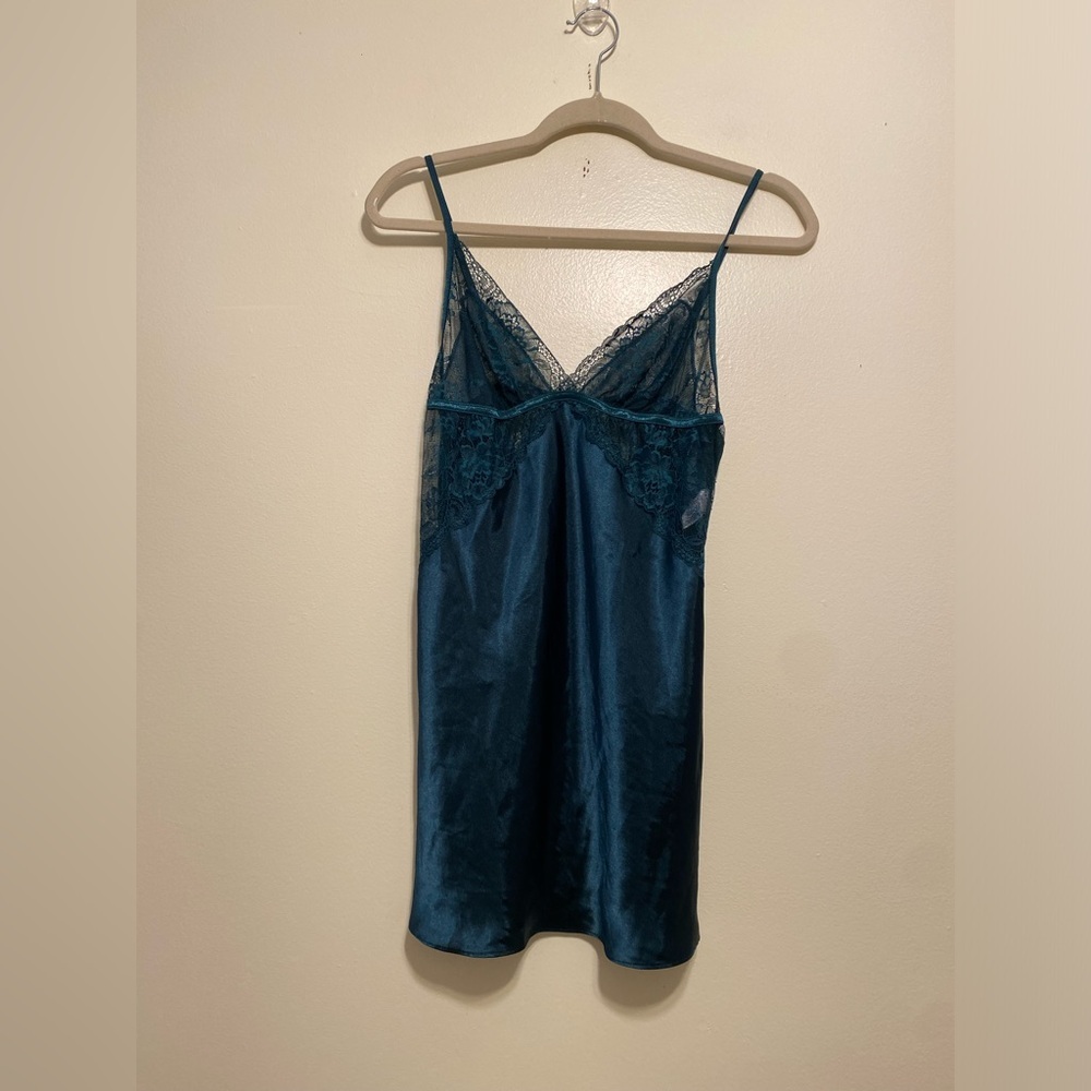 In Bloom by Jonquil Elegant Teal Lace Slip Dress. Size M
